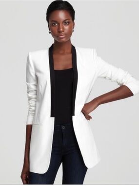 BCBGMaxAzira Off White/Black “Lawson”Tuxedo Blazer